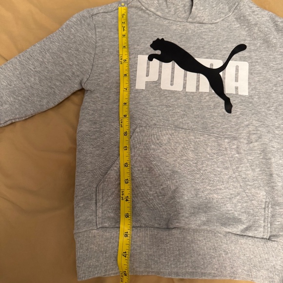 grey hoodie sweater brand puma for boy size 5-6years old - Picture 2 of 5